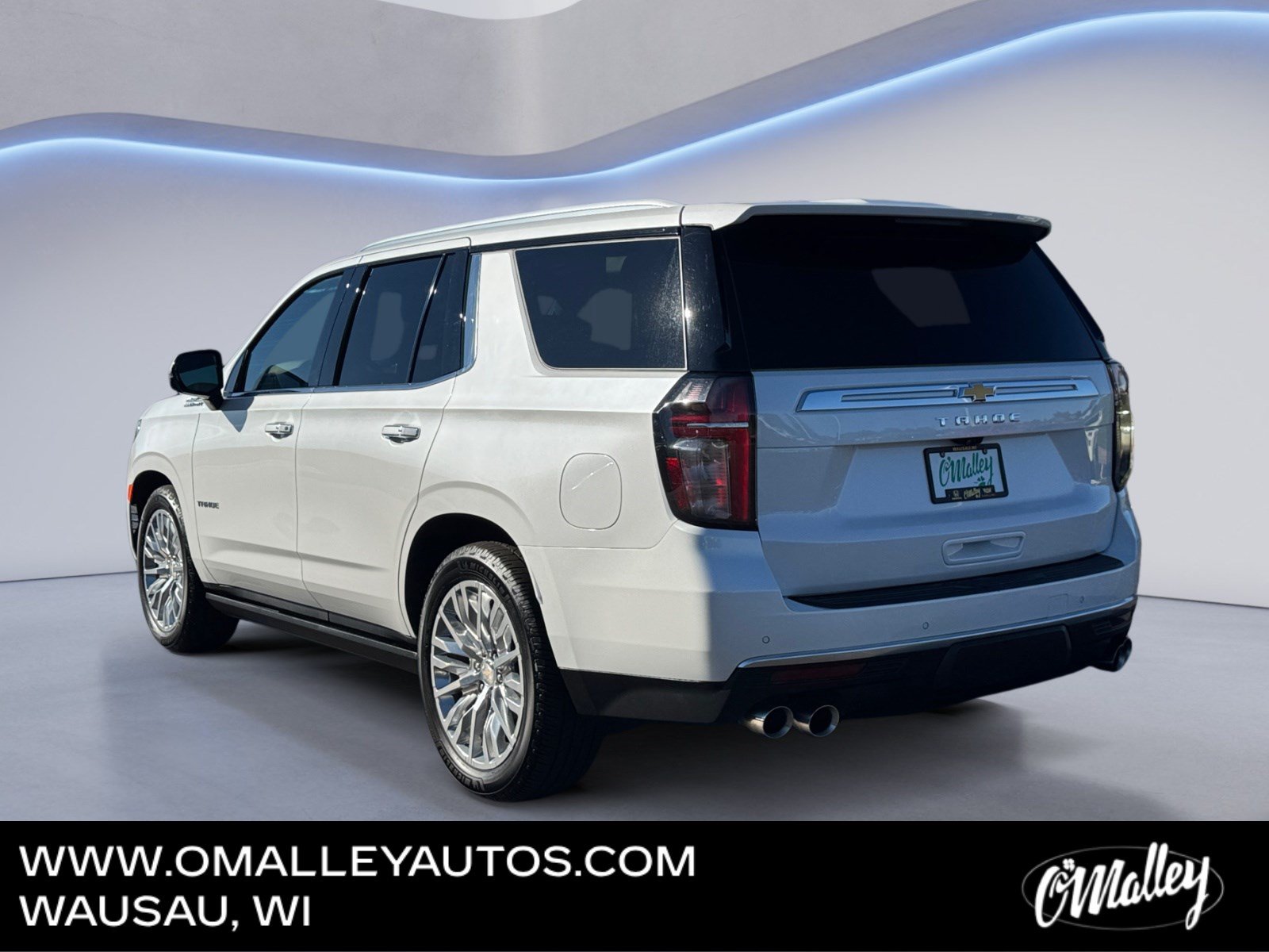 Used 2023 Chevrolet Tahoe High Country AWD/4WD image 3