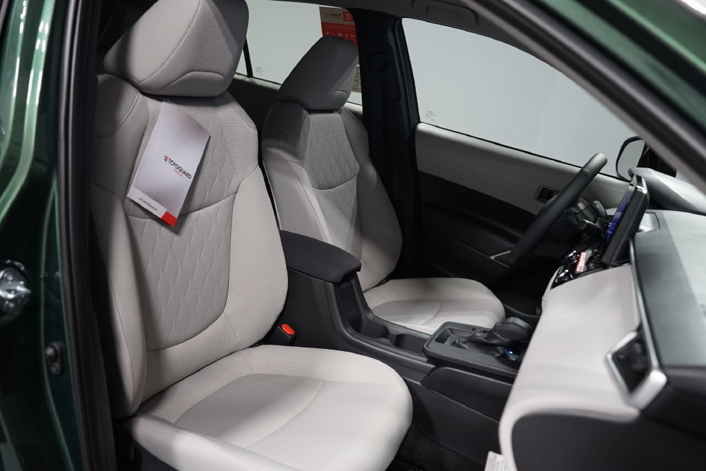 New 2026 Toyota Corolla Cross LE w/ Moonroof Package FWD image 27