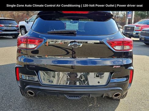 Used 2022 Chevrolet TrailBlazer RS w/ Technology Package image 9