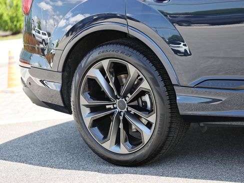 Certified 2026 Audi Q7 3.0T Premium Plus w/ Premium Plus Package AWD/4WD image 6