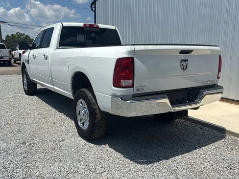 Used 2018 RAM 2500 SLT AWD/4WD image 3