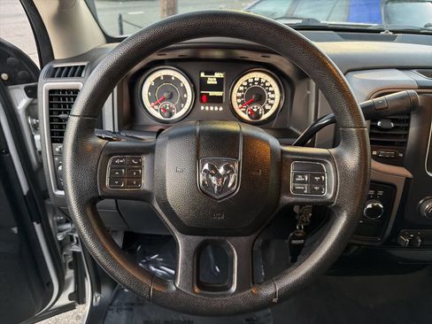 Used 2017 RAM 1500 ST w/ SXT Appearance Group image 20