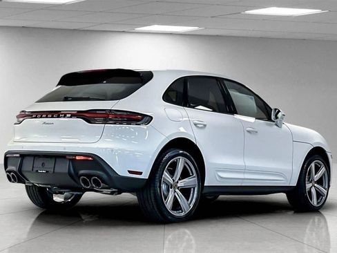 New 2025 Porsche Macan image 37