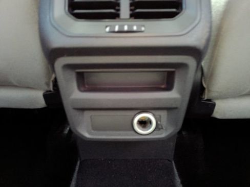 Used 2021 Volkswagen Tiguan S FWD image 28