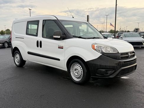 Used 2017 RAM ProMaster City Tradesman FWD image 3