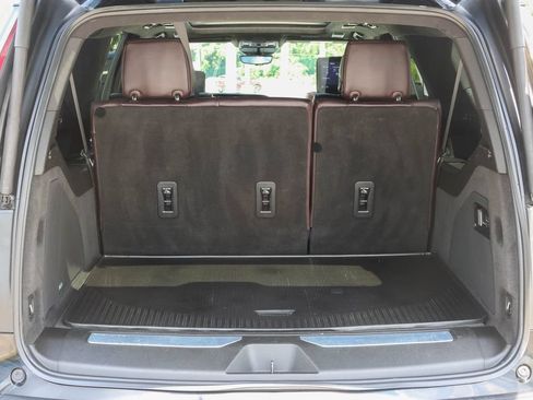 Used 2021 Cadillac Escalade ESV Premium Luxury Platinum AWD/4WD image 42