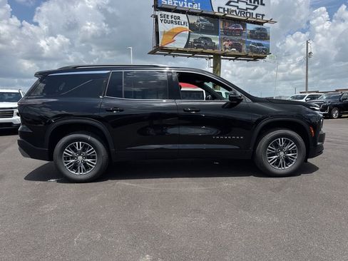 New 2026 Chevrolet Traverse LT FWD image 7
