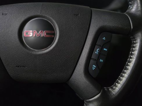 Used 2021 GMC Savana 2500 w/ Driver Convenience Package image 20