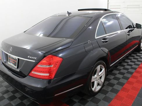 Used 2010 Mercedes-Benz S 550 4MATIC image 5