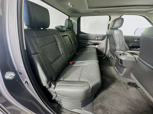 Used 2024 Toyota Tundra Limited AWD/4WD image 27