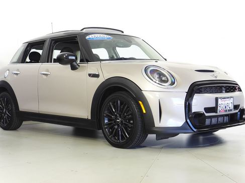 Used 2023 MINI Cooper S FWD image 4