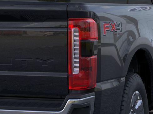 New 2026 Ford F250 Lariat w/ Lariat Ultimate Package AWD/4WD image 21