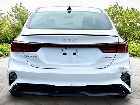 Used 2023 Kia Forte GT-Line w/ GT-Line Premium Package FWD image 3