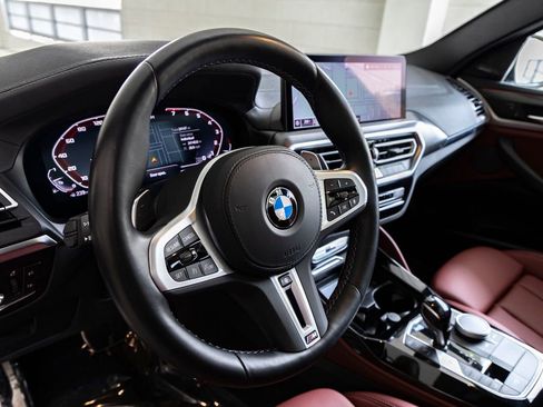 Certified 2023 BMW X4 M40i w/ Premium Package image 17