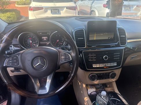 Used 2018 Mercedes-Benz GLE 350 image 4