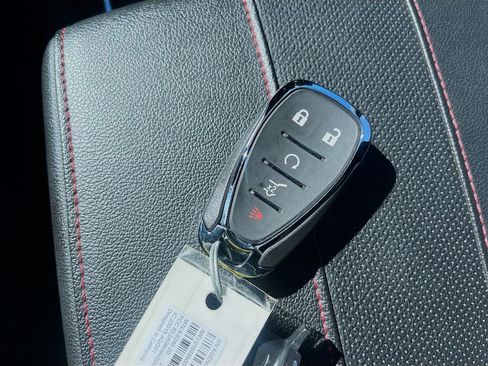 Used 2023 Chevrolet Traverse RS w/ LPO, Floor Liner Package image 35