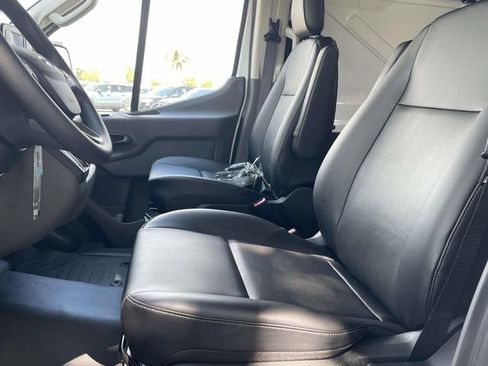 New 2025 Ford Transit 250 Low Roof image 16
