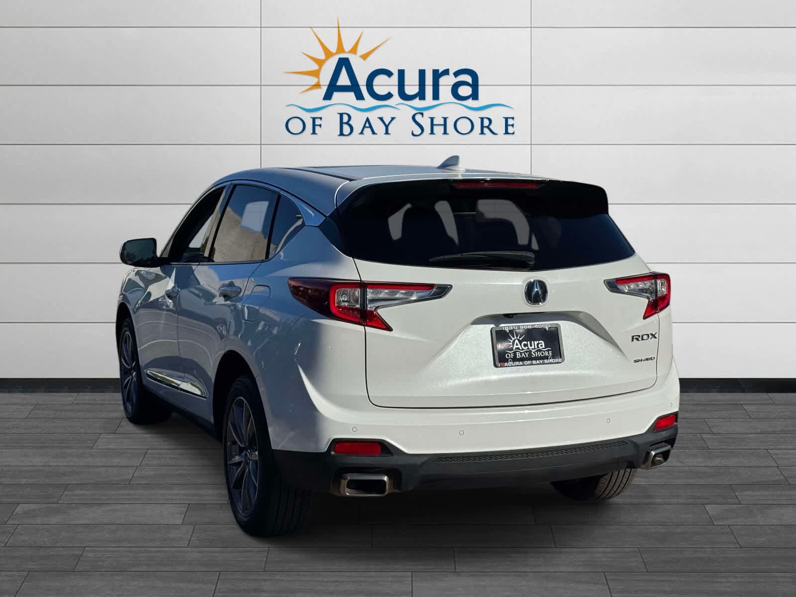 Used 2024 Acura RDX w/ Technology Package AWD/4WD image 5