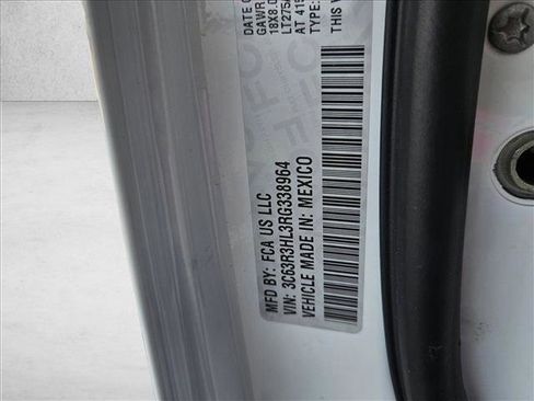 Used 2024 RAM 3500 Big Horn image 21