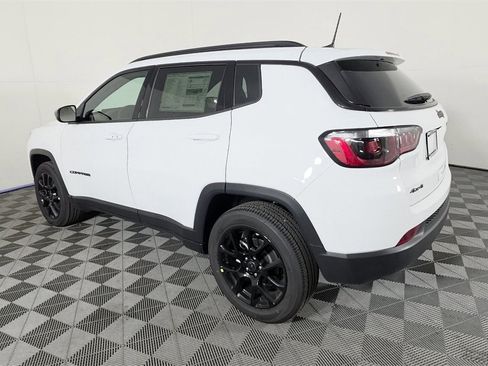 New 2026 Jeep Compass Latitude image 6