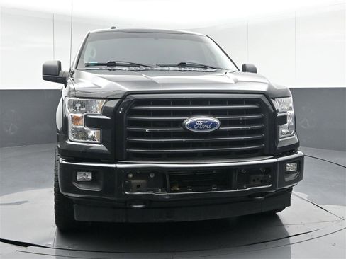 Used 2017 Ford F150 XL w/ Equipment Group 101A Mid AWD/4WD image 2