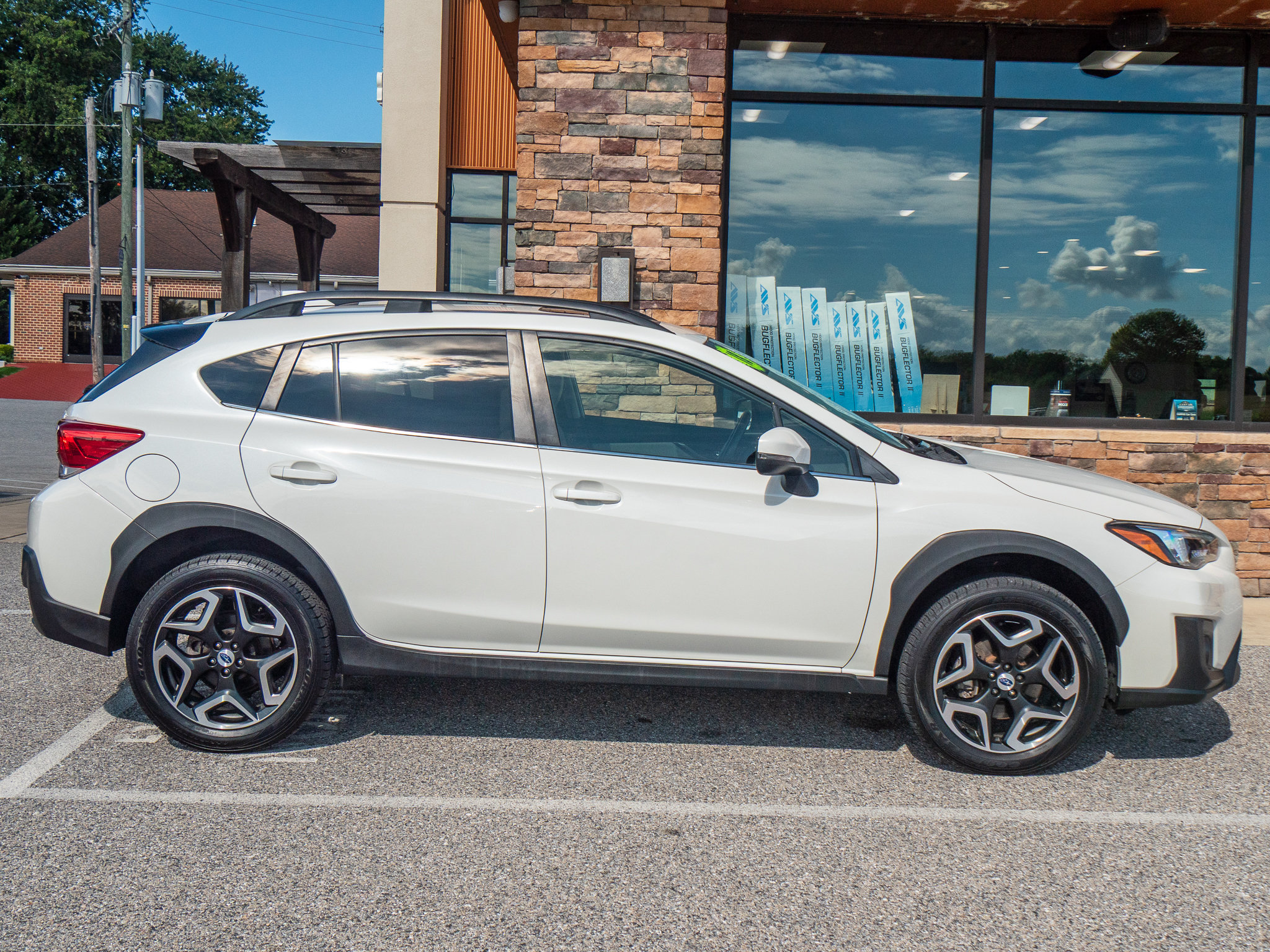 Used 2018 Subaru Crosstrek 2.0i Limited AWD/4WD image 2