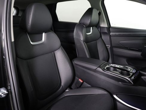 Used 2023 Hyundai Tucson Limited image 34