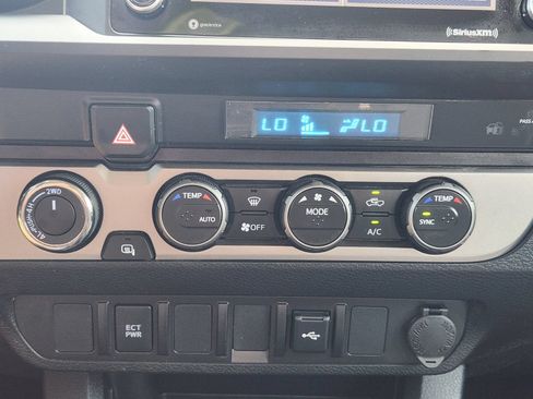 Used 2023 Toyota Tacoma SR AWD/4WD image 24