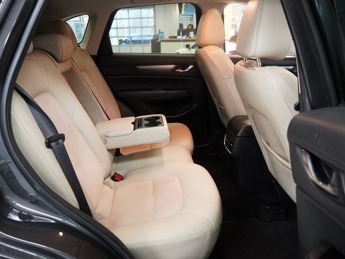 Used 2017 MAZDA CX-5 Touring w/ Preferred Equipment Package image 31