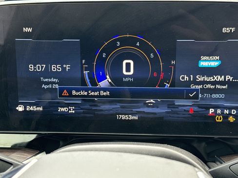 Used 2025 Chevrolet Tahoe Premier AWD/4WD image 21