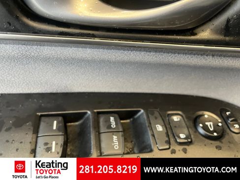 Used 2019 Honda CR-V EX image 12