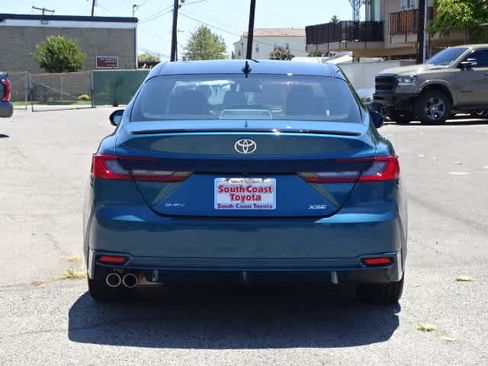 Used 2025 Toyota Camry XSE FWD image 13