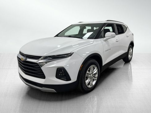 Used 2022 Chevrolet Blazer LT image 2