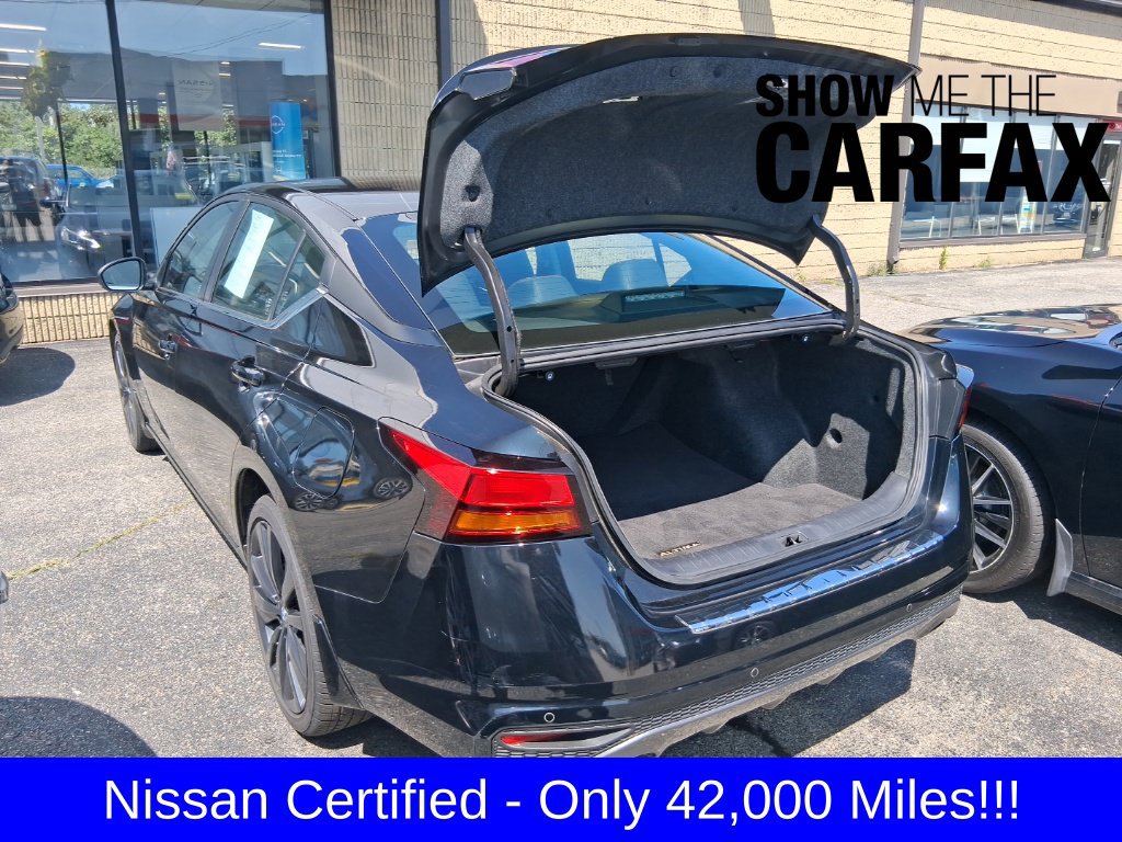 Certified 2022 Nissan Altima 2.5 SR w/ Midnight Edition Package AWD/4WD image 15