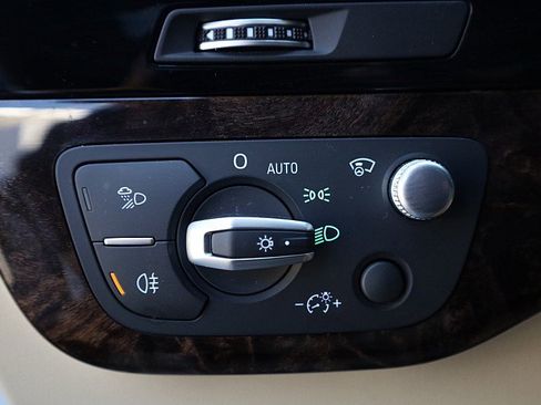 Used 2019 Audi Q7 3.0T Prestige w/ Prestige Package image 24