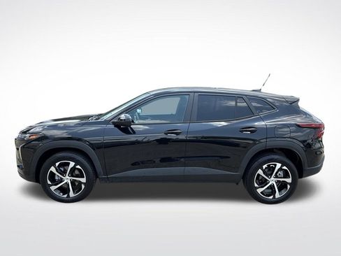 Used 2024 Chevrolet Trax RS FWD image 13