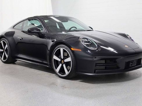 Certified 2025 Porsche 911 Carrera image 13