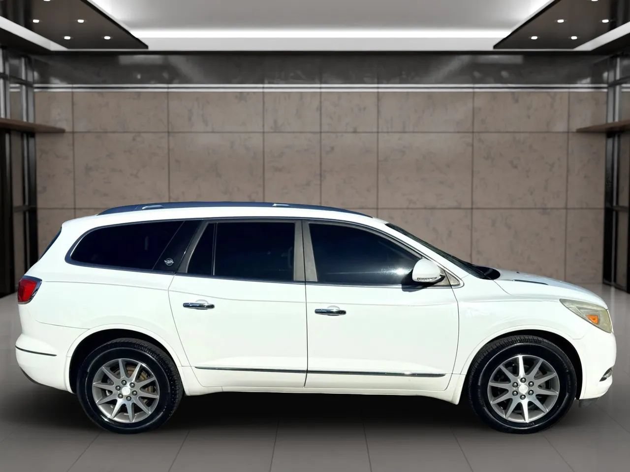 Used 2016 Buick Enclave Leather FWD image 2