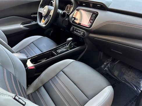 Used 2024 Nissan Kicks SR w/ SR Premium Package image 18