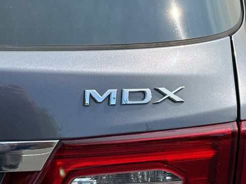 Used 2018 Acura MDX w/ Technology Package FWD image 13