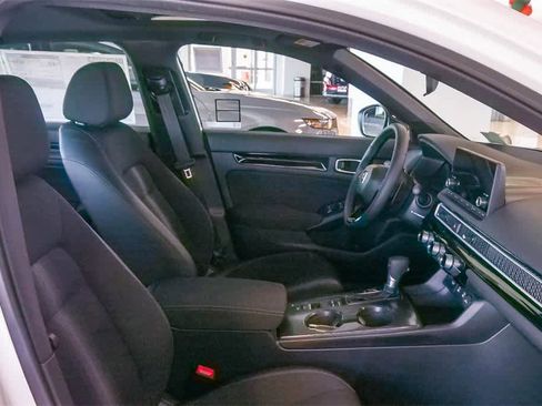 New 2026 Honda Civic Sport image 17