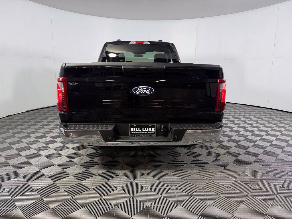 Used 2025 Ford F150 XL w/ Equipment Group 103A High AWD/4WD image 9