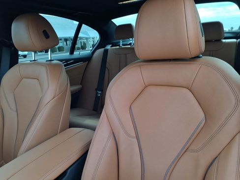 Used 2023 BMW 530i 530i w/ Premium Package image 21