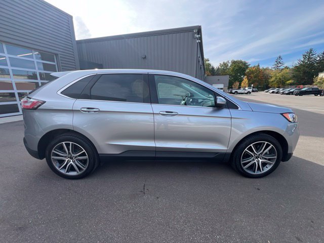 Used 2024 Ford Edge Titanium w/ Equipment Group 301A AWD/4WD image 4