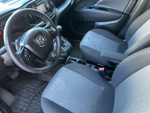Used 2021 RAM ProMaster City Tradesman SLT FWD image 10