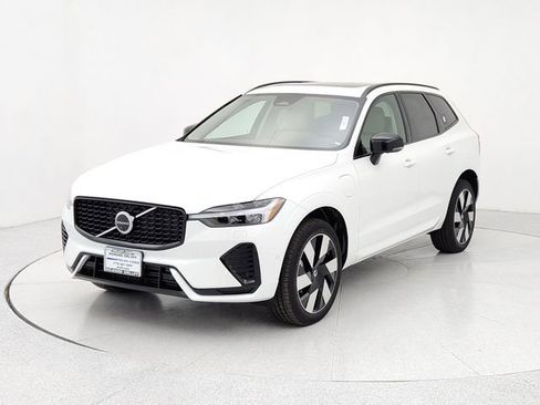 Certified 2024 Volvo XC60 T8 Plus w/ Protection Package Premier image 1