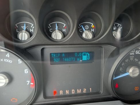 Used 2016 Ford F250 XL w/ XL Appearance Package AWD/4WD image 13