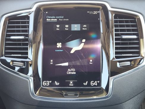 Used 2016 Volvo XC90 T6 Momentum w/ Momentum Plus Package image 19