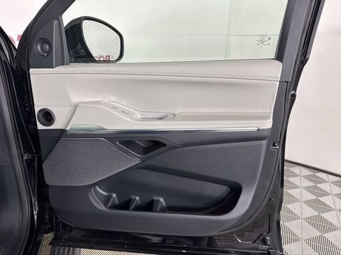 New 2025 Lincoln Navigator Reserve image 68