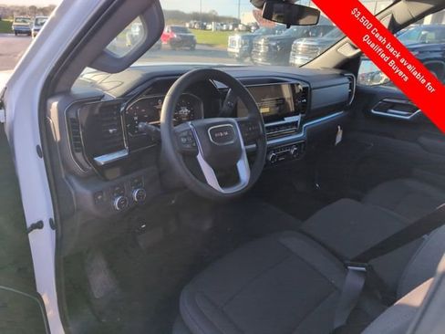 New 2026 GMC Sierra 1500 Elevation image 14